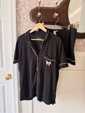 Black and pink embroidered pajama set